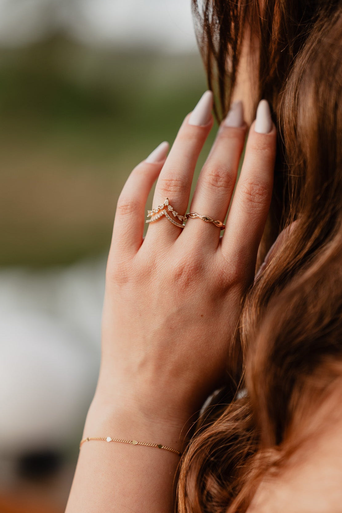 Inelul coroană auriu